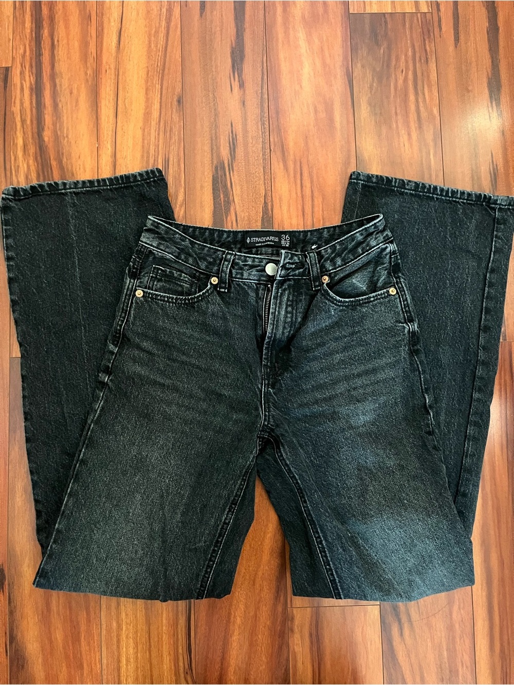 Stradivarius Black Washed Straight-Leg Women's Jeans